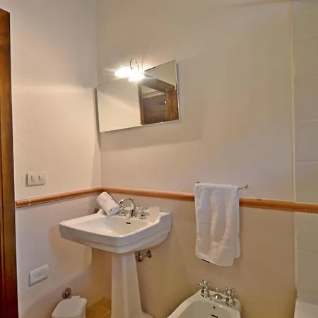 Albicocco * Roccalbegna